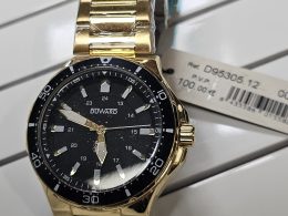 Reloj dorado esfera negra - Duward