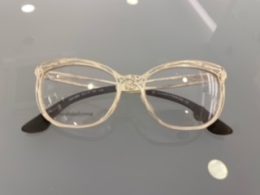 Gafa marca IO de origen Italiana con diseño único y exclusivo